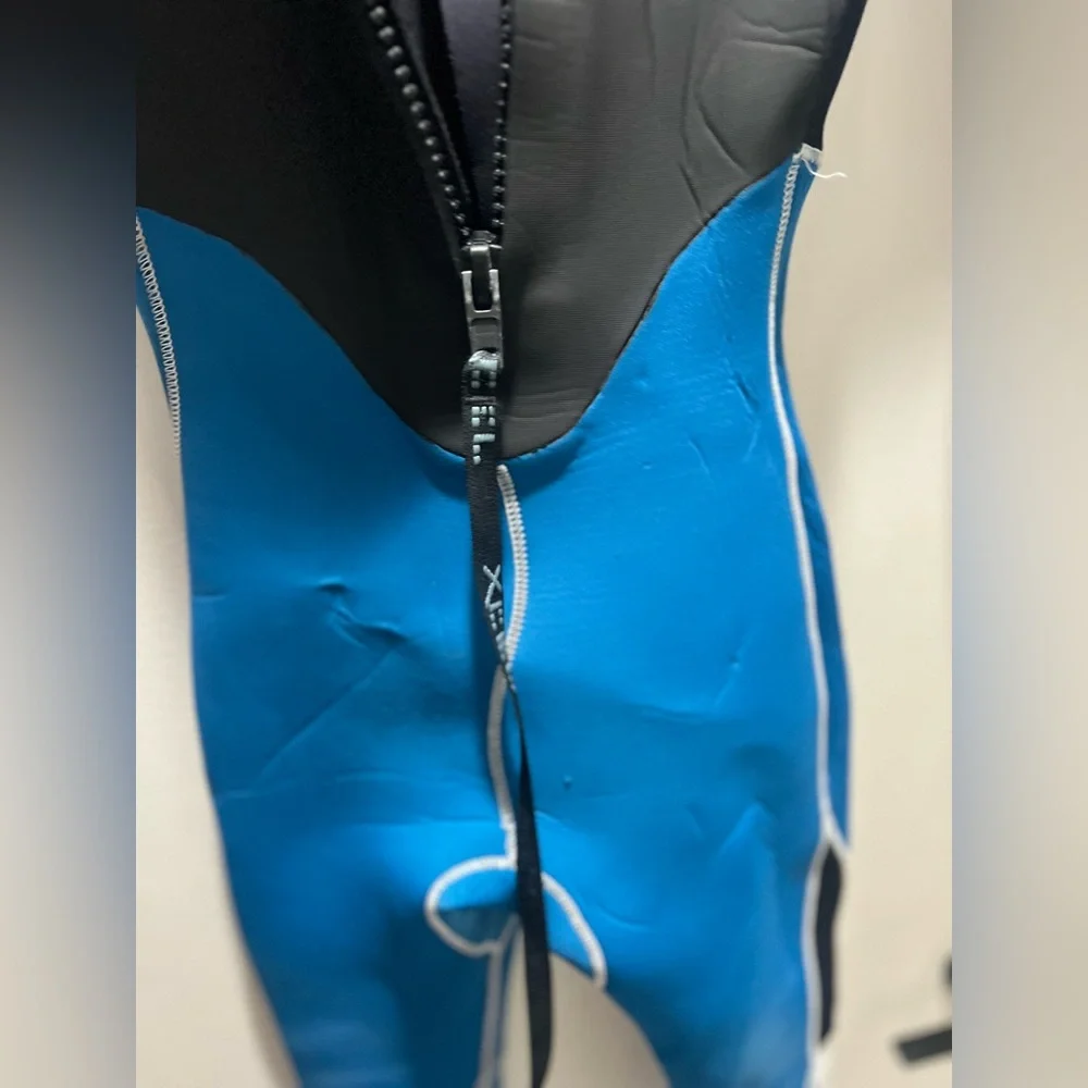 XCEL long Kids Size 8 full length Blue and Black Wetsuit - Picture 5 of 8
